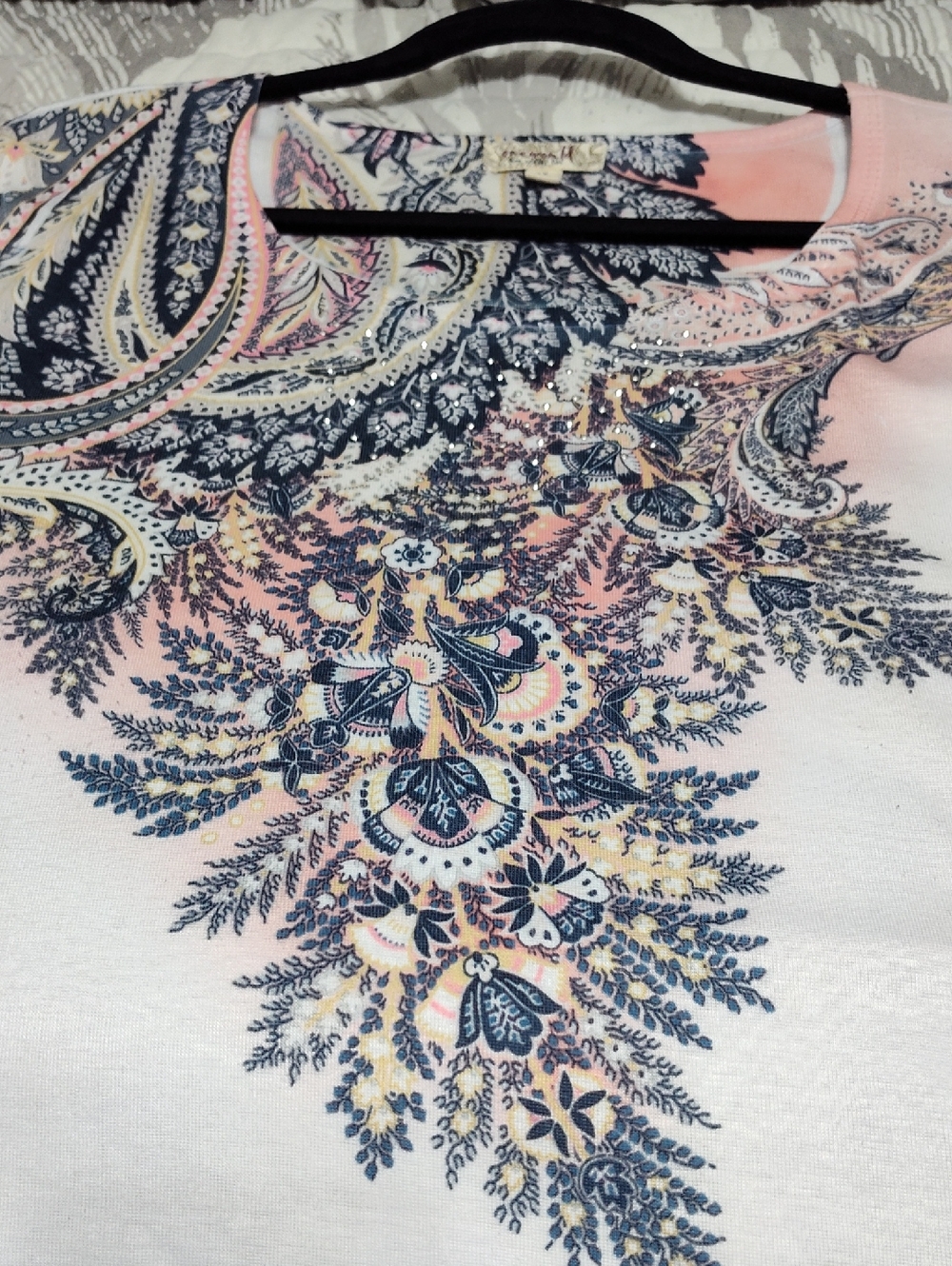 ONE WORLD White Tee with Navy and Blush Paisley V-Panel, 1X - Picture 3 of 6